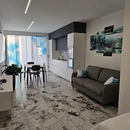 Aliss Apartman *